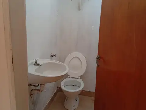 Alquiler|  Local comercial | 30 m² | Capitán Bermúdez | Barrio Villa del Prado