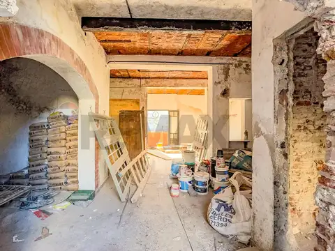 VENTA PH A REFACCIONAR 4 amb PATIO Y TERRAZA BOEDO