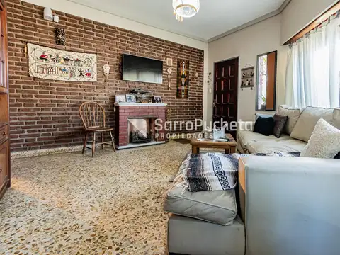 Casa 4 ambientes con 1 baño