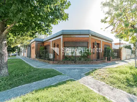 Carrasco al 100 Villa Luzuriaga