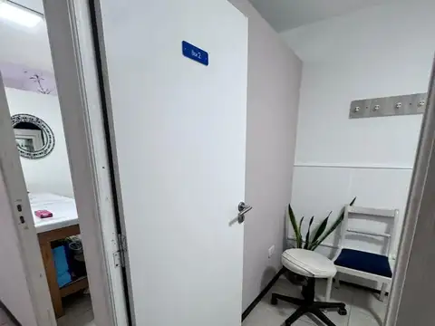 Local en Venta Via Púb.