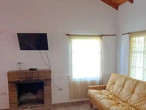 Hermosa casa de 4 ambientes en Chascomus a 3 cuadras de la Laguna.