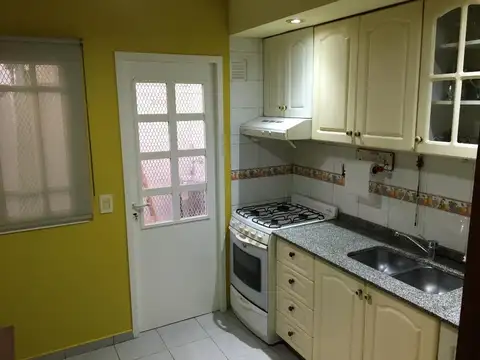 Depto Tipo Casa 3 ambientes con 1 baño