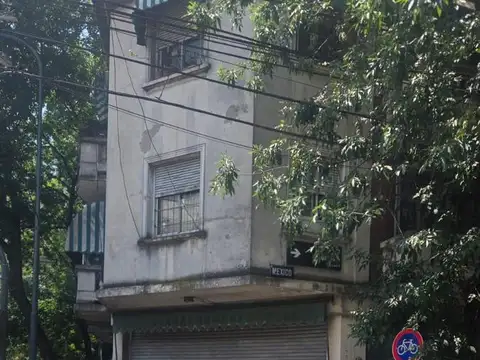 Local Comercial En Esquina  alquiler Balvanera