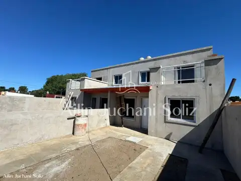 Casa en Venta con 1 cochera