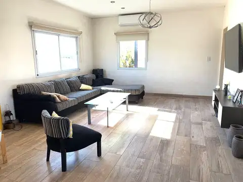 Casa en Venta en Santa Isabel, USD 145.000