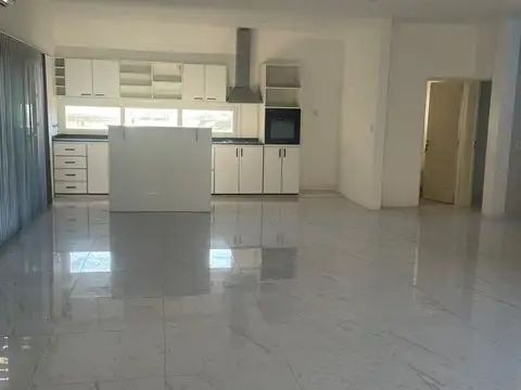 Casa en Venta en Countries y Barrios Cerrados en Esteban Echeverria, USD 285.000