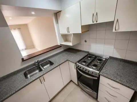 Depto Tipo Casa en Venta de 3 dormitorios