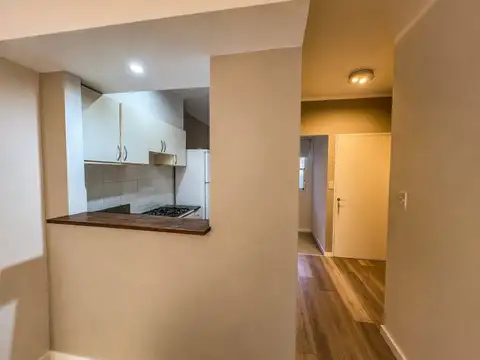 Depto Tipo Casa 4 ambientes con 2 baños