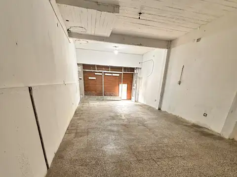 Local en Alquiler en Tristán Suárez, $ 480.000