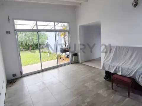 414 entre 138 y 138. Casa en alquiler en Arturo Segui. La Plata