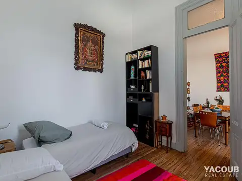 Godoy Cruz e/ Avenida Santa Fe y Güemes