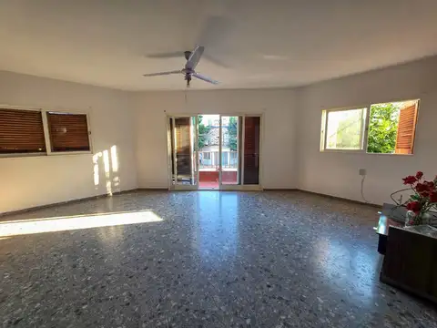 ALQUILER PH 3 AMBIENTES CON TERRAZA Y BALCON PADUA