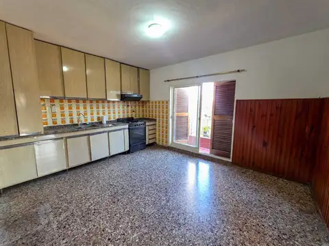 Depto Tipo Casa en Alquiler 41 años
