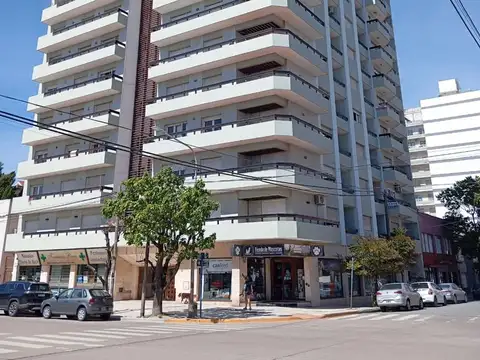Avenida 79 300
