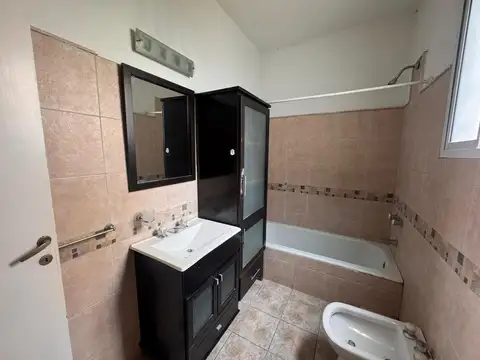 Depto Tipo Casa en Venta de 4 ambientes