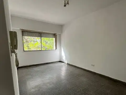 Departamento en Alquiler en Plaza Paso, $ 480.000