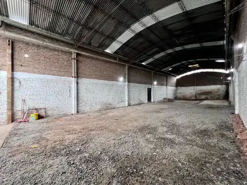 Galpon en Alquiler en Quilmes Oeste, $ 650.000