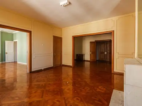 Departamento 12 ambientes con 4 baños