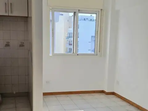 Avenida Olazábal 4600, Piso Ave