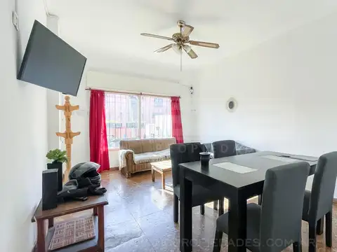 Casa 5 ambientes con 1 baño