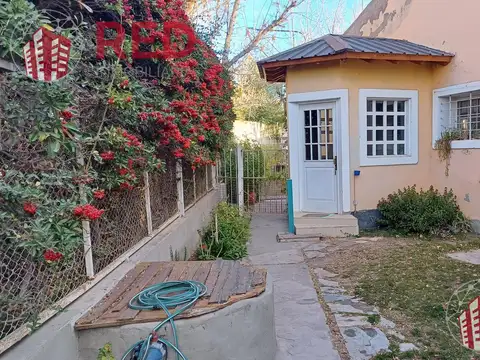 Casa 6 ambientes con 3 baños