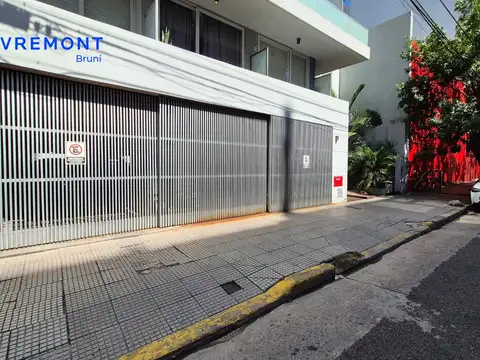 Venta de Cochera Fija y Cubierta — Edificio Vizion Hollywood