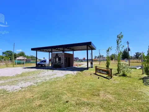 Terreno en El Barrio Cerrado Los Alamos en Venta