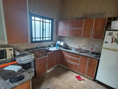 Depto Tipo Casa en Alquiler 50 años