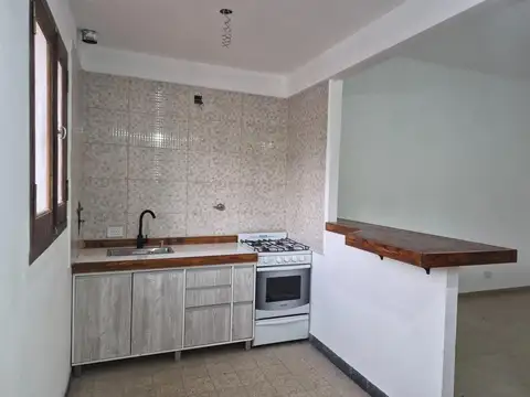 Maipu 1500, Piso 1°