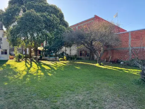 CASA EN VENTA EN VILLA ELVIRA DOS DORMITORIOS