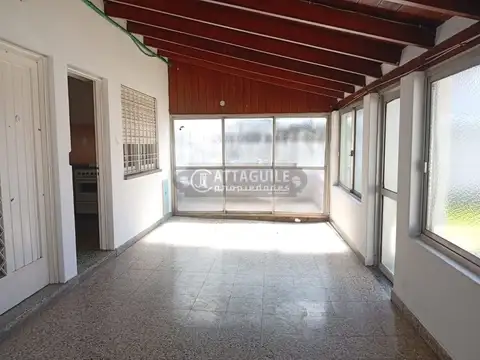 Casa en Alquiler en San Antonio de Padua, $ 950.000