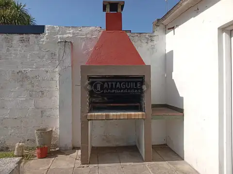 Casa - Alquiler - Argentina, Merlo - BERMUDEZ 300