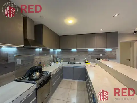 Depto Tipo Casa 10 ambientes con 3 baños