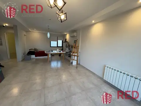 Depto Tipo Casa en Venta con 1 cocheras