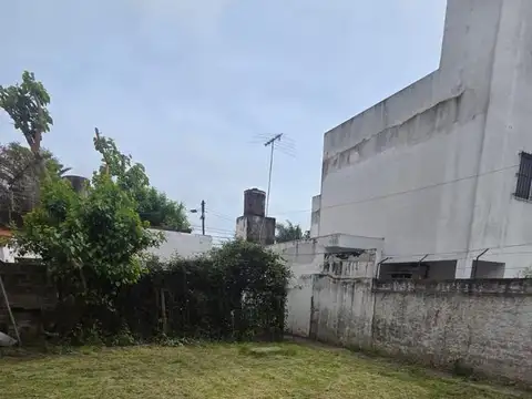 Depto Tipo Casa en Alquiler de 1 dormitorio