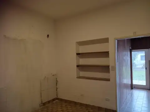 Alquiler Casa de 4 ambientes de 370 m2 de terreno en Villa Santos Tesei