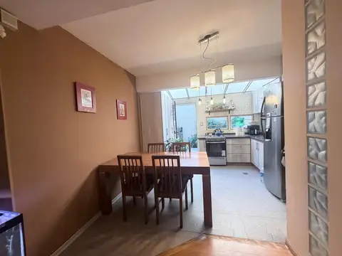 Depto Tipo Casa en Venta con 1 cocheras
