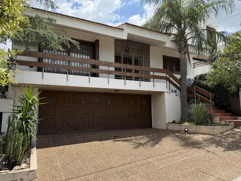 ¡Venta! Casa en Altos De Villa Cabrera ¡Con Escritura!