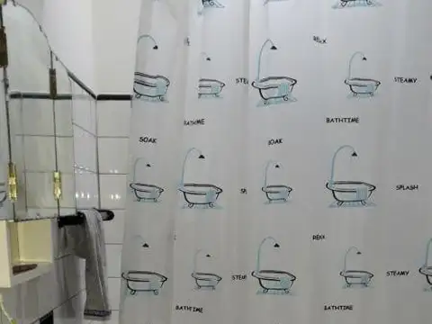 Casa 3 ambientes con 2 baños