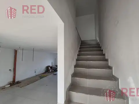 Depto Tipo Casa en Venta con 1 cocheras