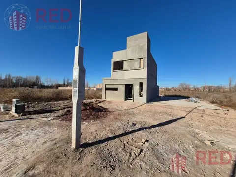 Depto Tipo Casa en Venta en Cipolletti, USD 185.000