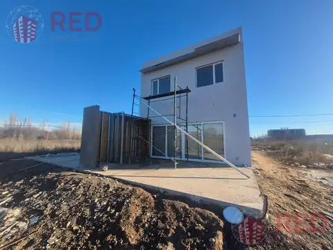 Depto Tipo Casa en Venta en Cipolletti, USD 185.000
