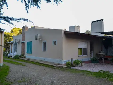 Casa 5 ambientes con 4 baños