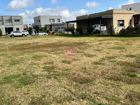 Terreno en Venta de 657,0 m2