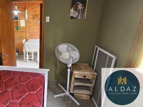 Casa 8 ambientes con 3 baños