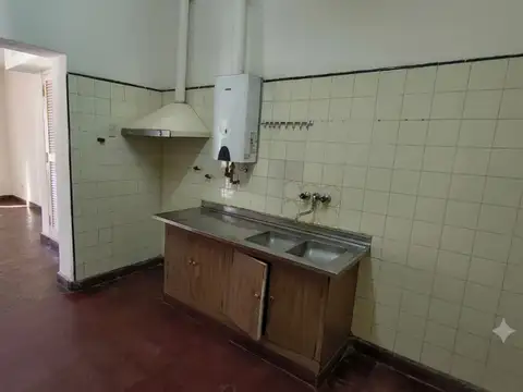 Casa 7 ambientes con 3 baños
