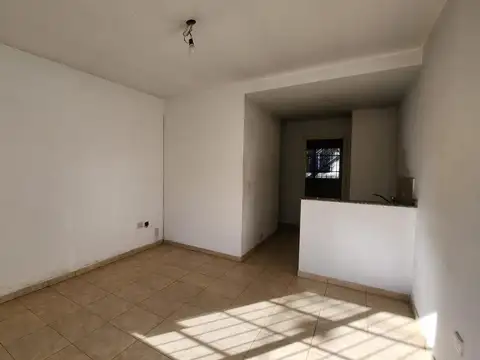 Depto Tipo Casa en Venta de 1 dormitorio