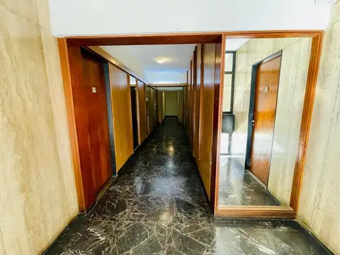 JUAN MANUEL DE ROSAS 929 4º B