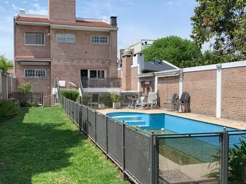 Importante casa en venta/permuta